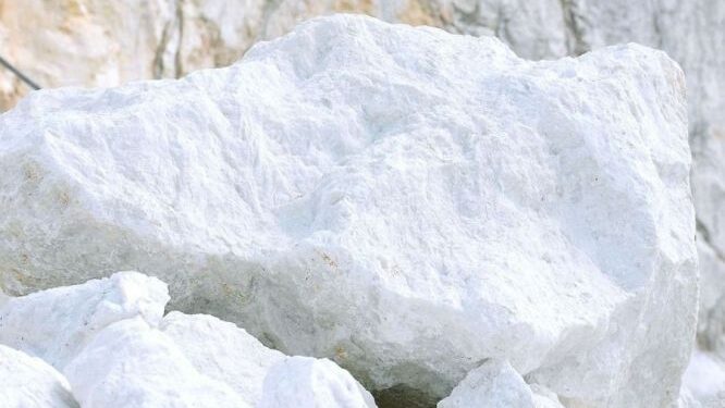 Tính chất hóa học của CaO & Ứng Dụng Trong Đời Sống 1 Tính chất hóa học của CaO & Ứng Dụng Trong Đời Sống