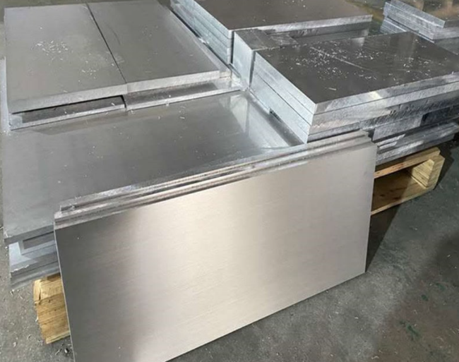 Ứng dụng của nhôm trong ngành xây dựng, đóng gói thực phẩm và sản xuất điện tử