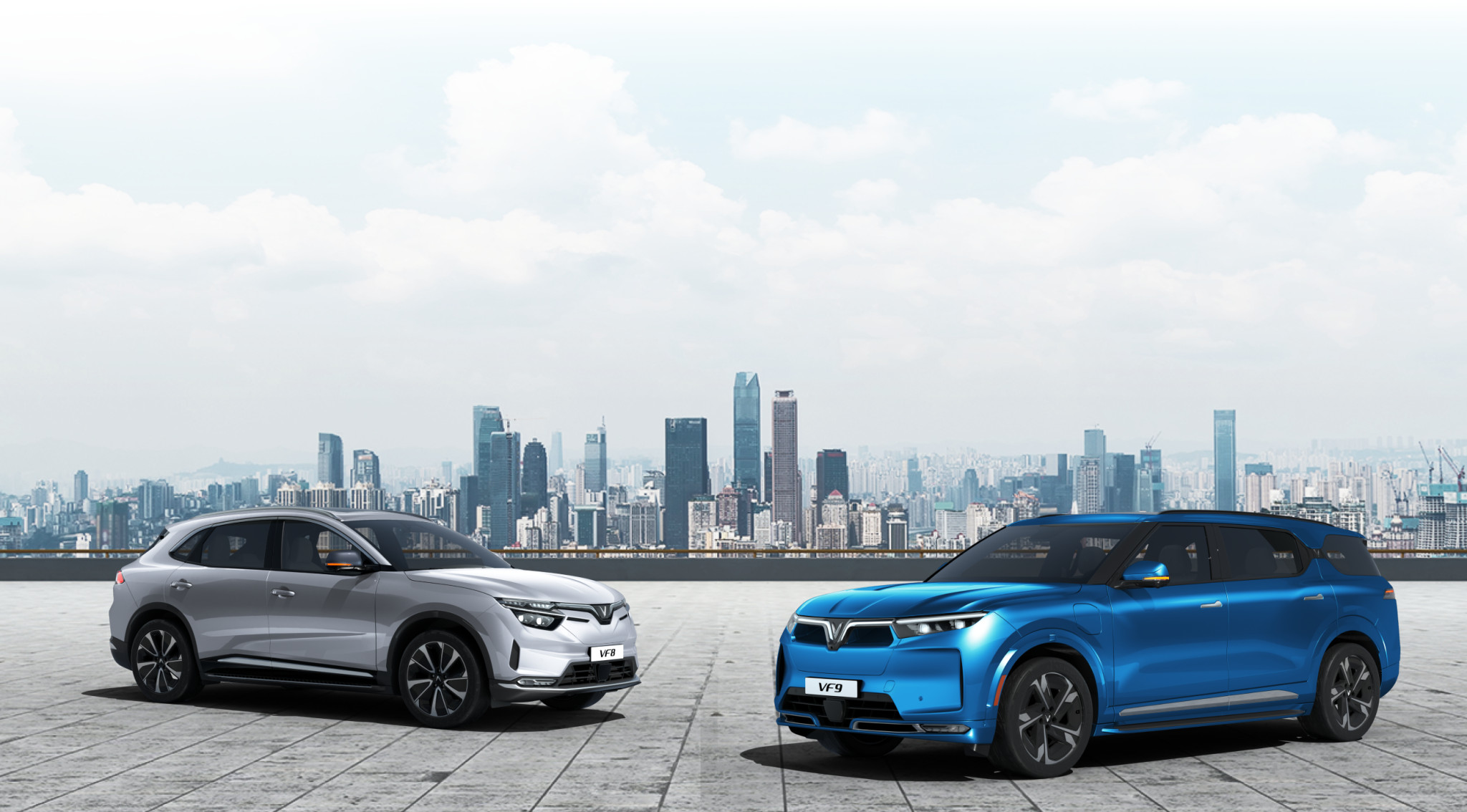 Cảnh sát phong tỏa và khám nghiệm khu vực phát hiện thi thể nạn nhân