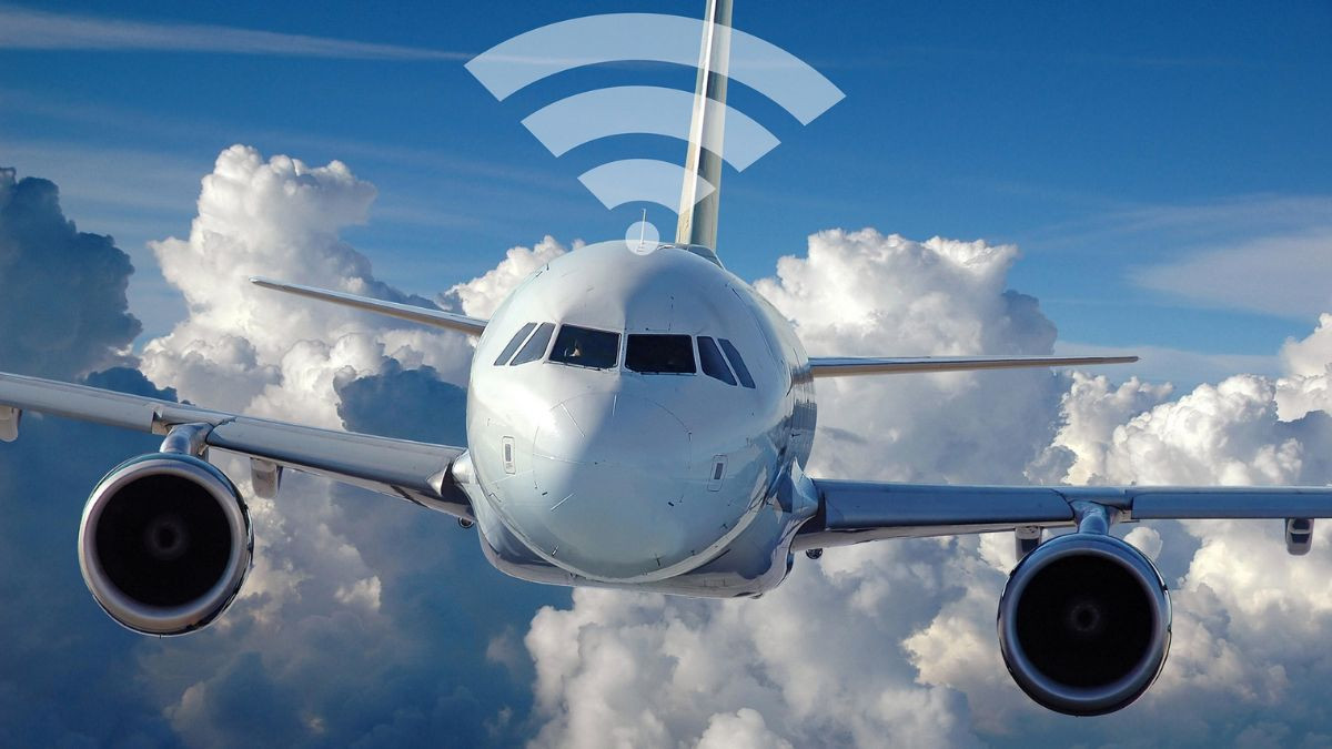 Trên máy bay có WiFi không và tầm quan trọng của WiFi
